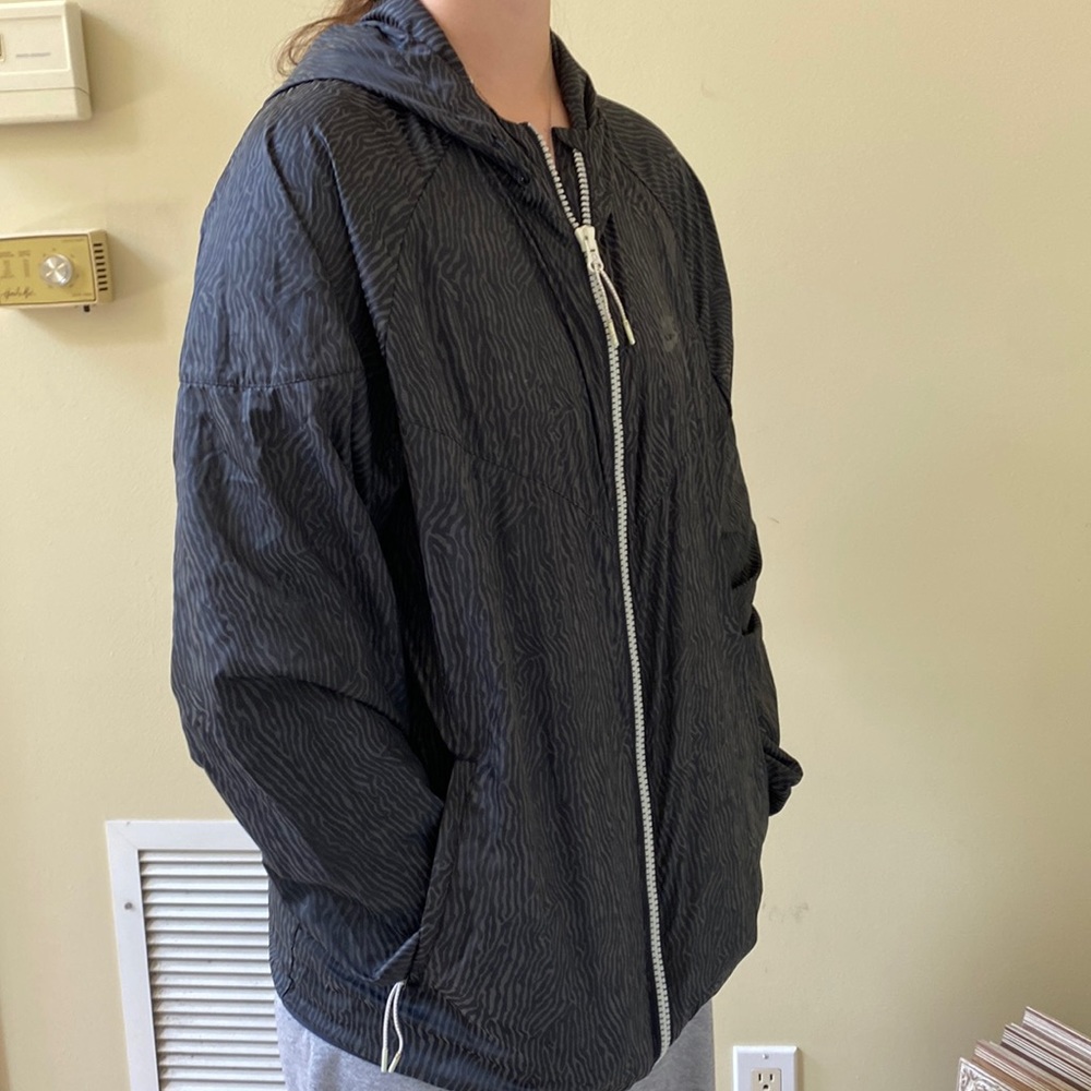 Nike wind breaker